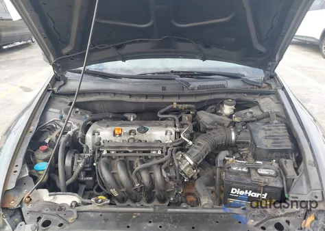 2010 Honda Accord 2.4 Lx z USA, uszkodzony, nr VIN 1HGCP2F36AA045981